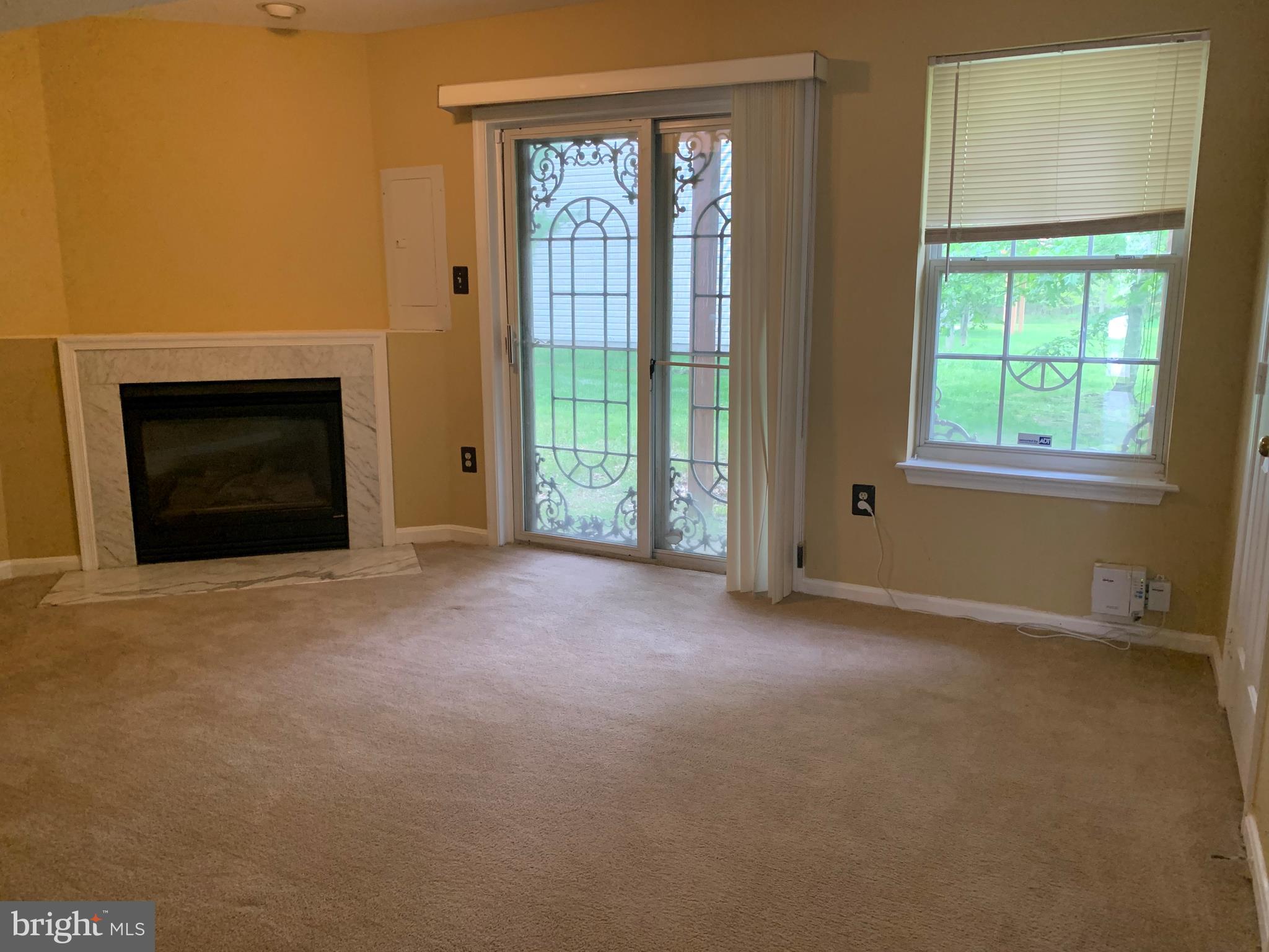 CRISPIN WOODS - Residential Lease