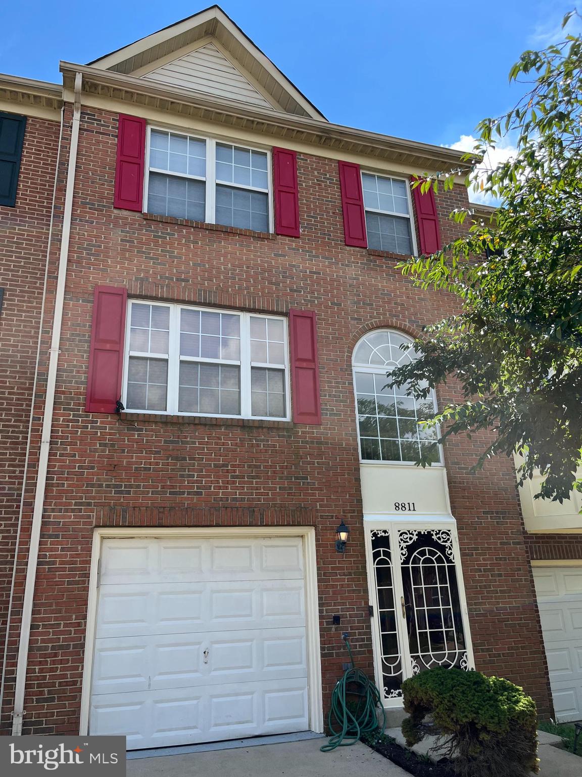 CRISPIN WOODS - Residential Lease