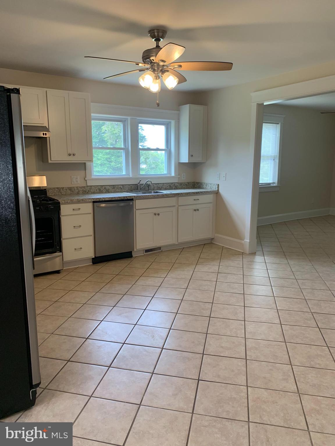 WHITE MARSH - Residential Lease