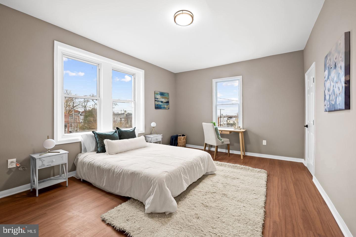 EVERGREEN LAWN - Residential