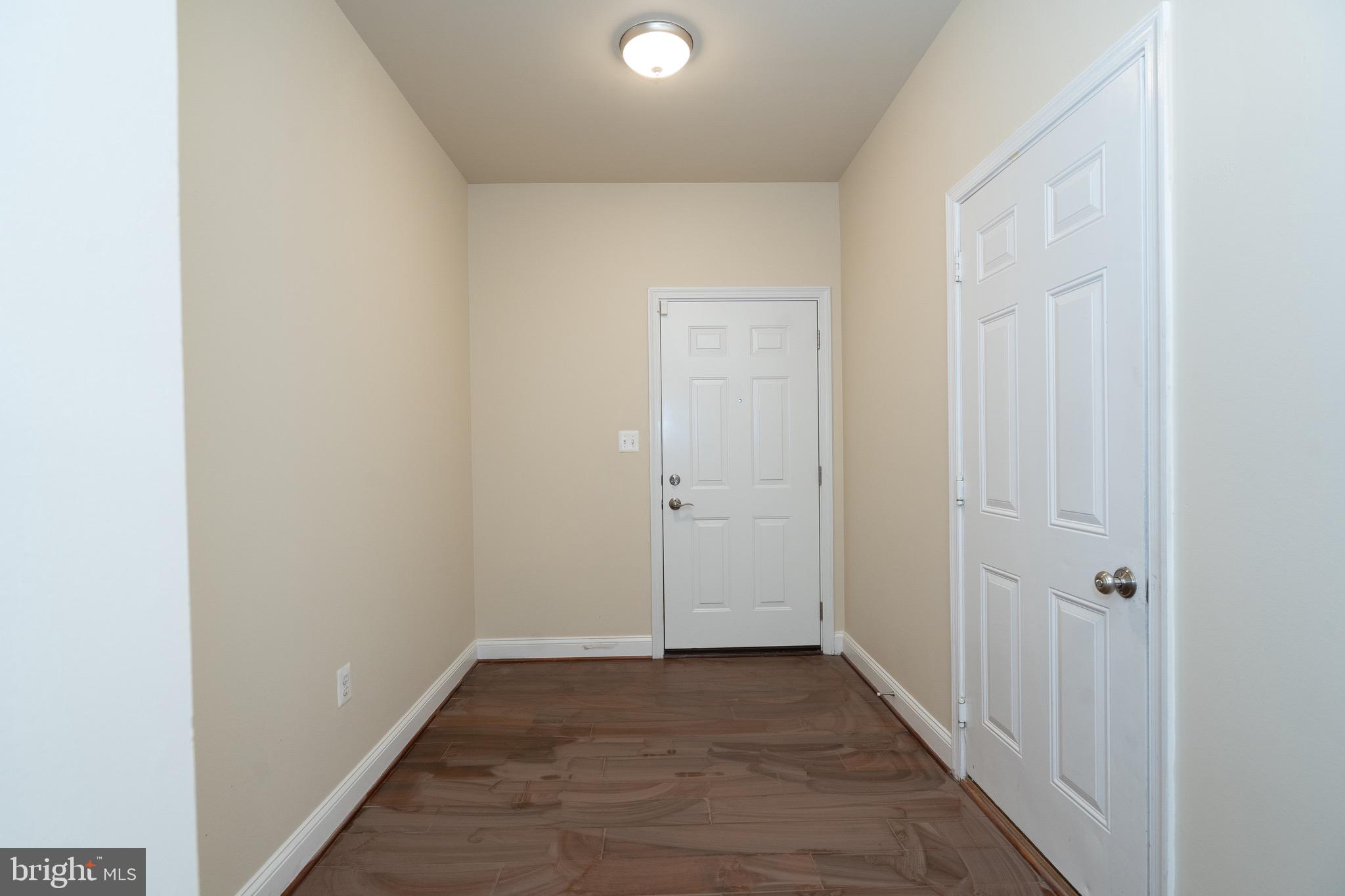 RIVER OAKS - Residential