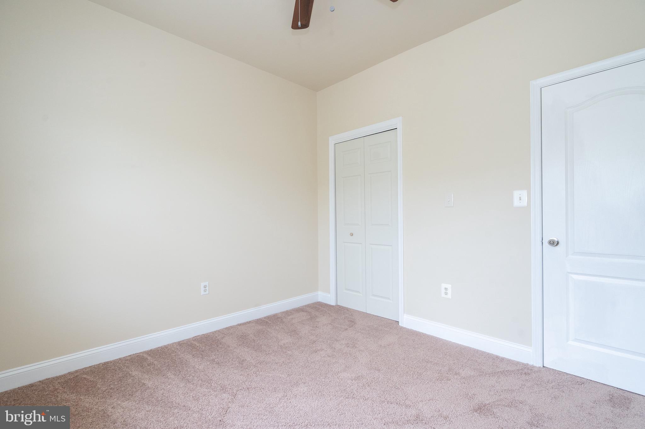 RIVER OAKS - Residential