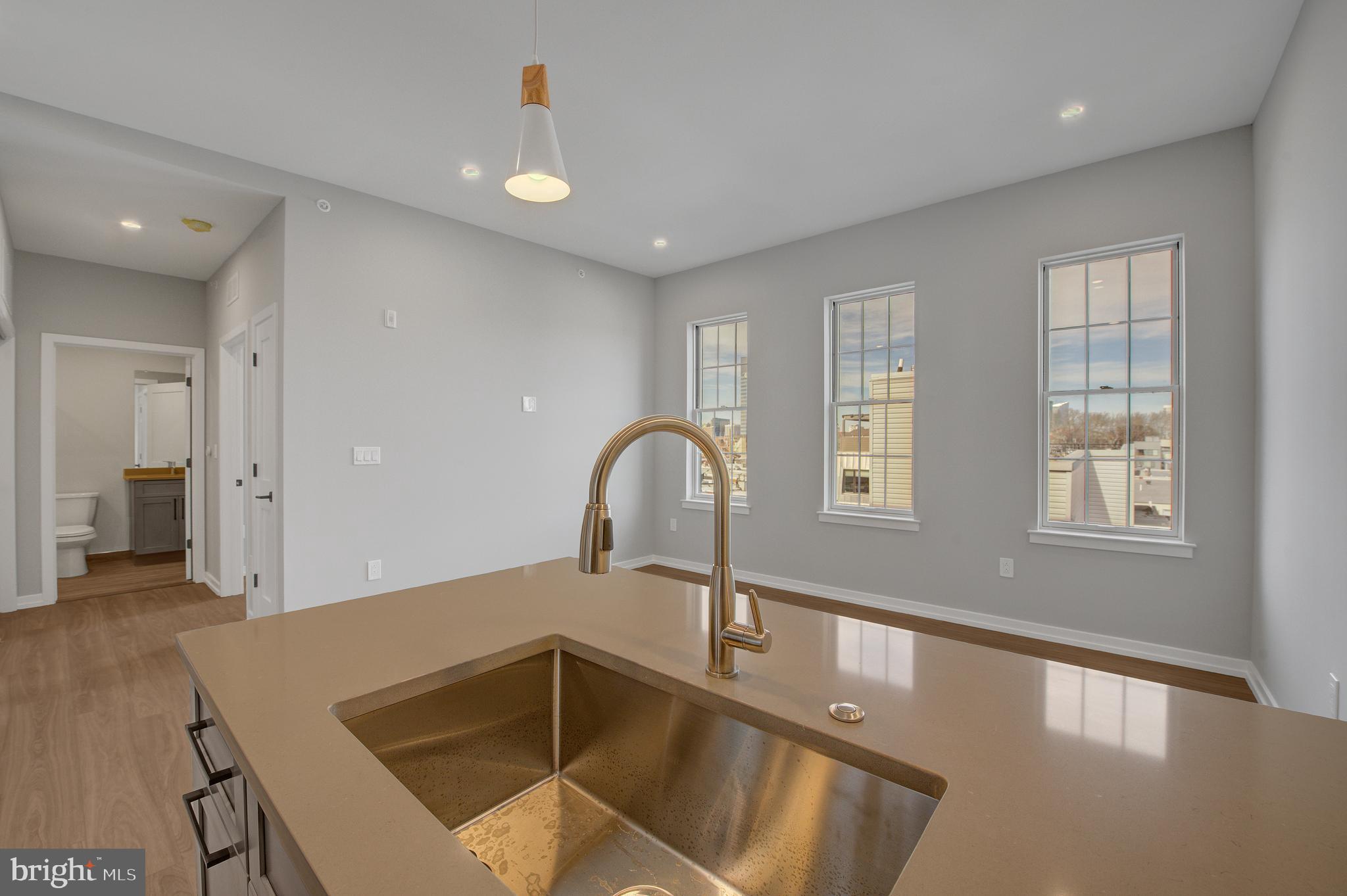 GRADUATE HOSPITAL - Residential Lease