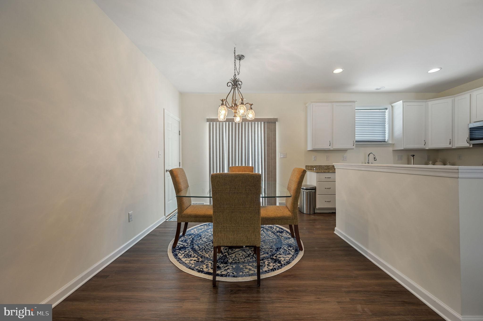 HIDDEN POND - Residential