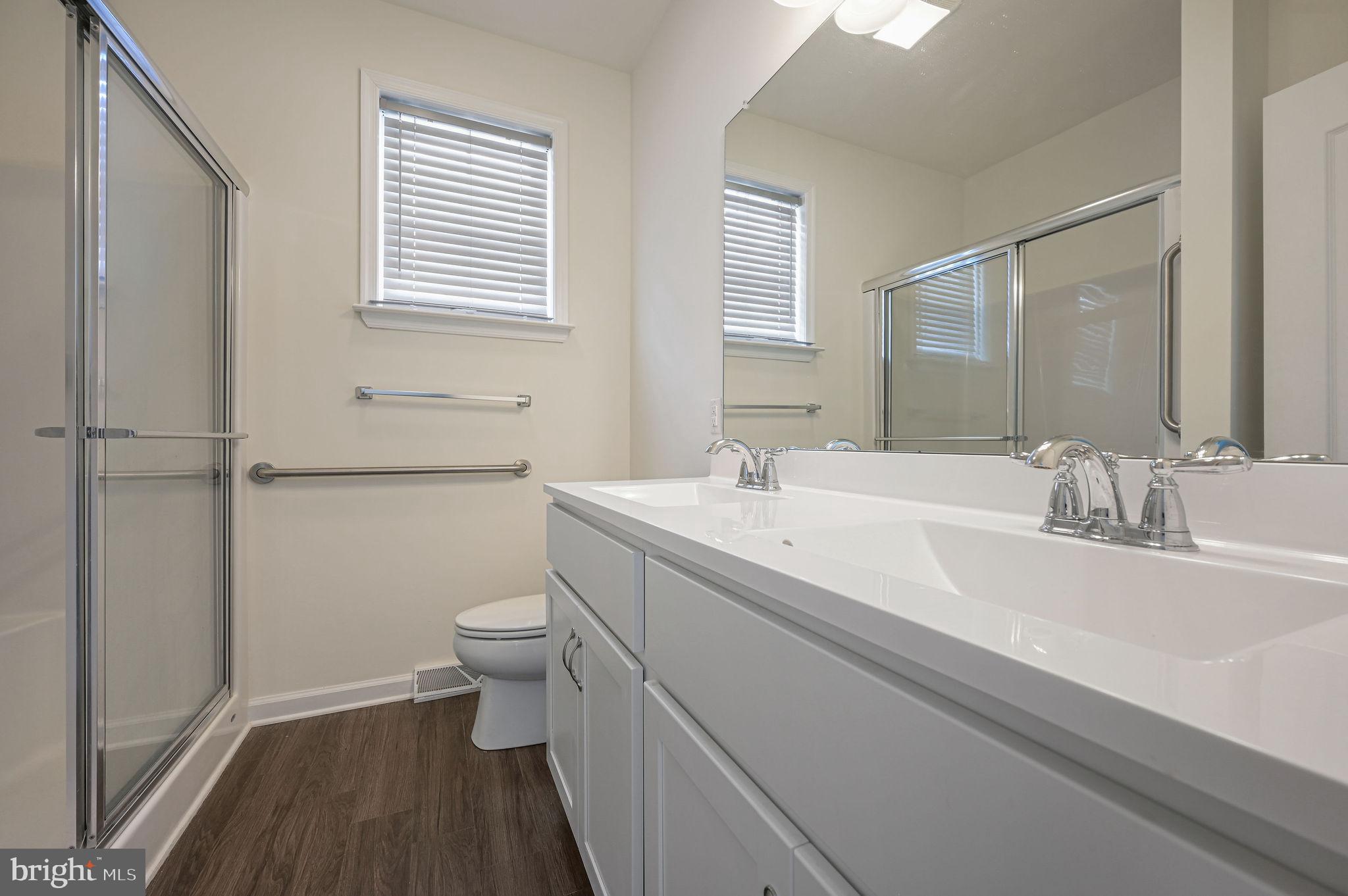 HIDDEN POND - Residential