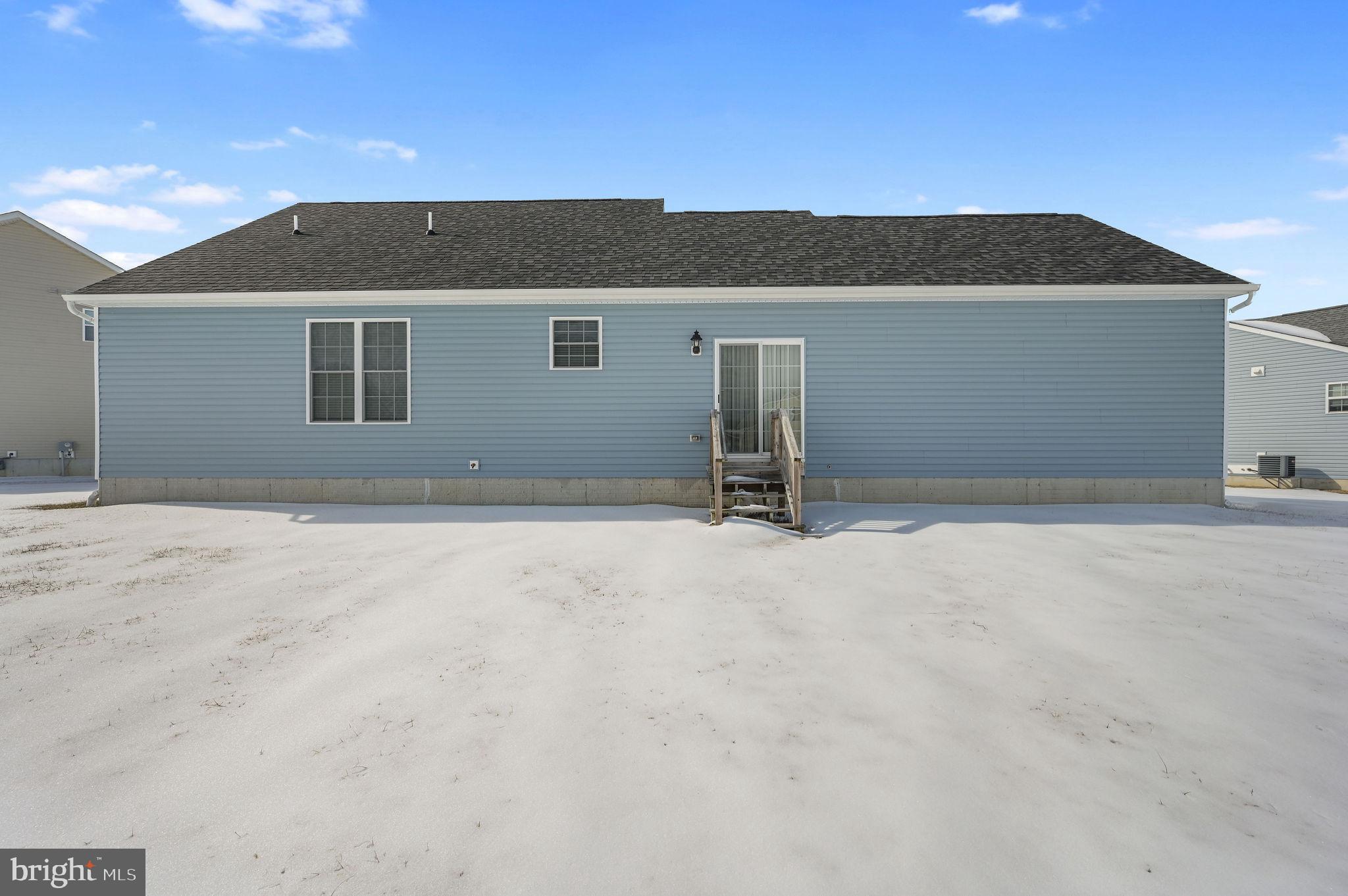 HIDDEN POND - Residential