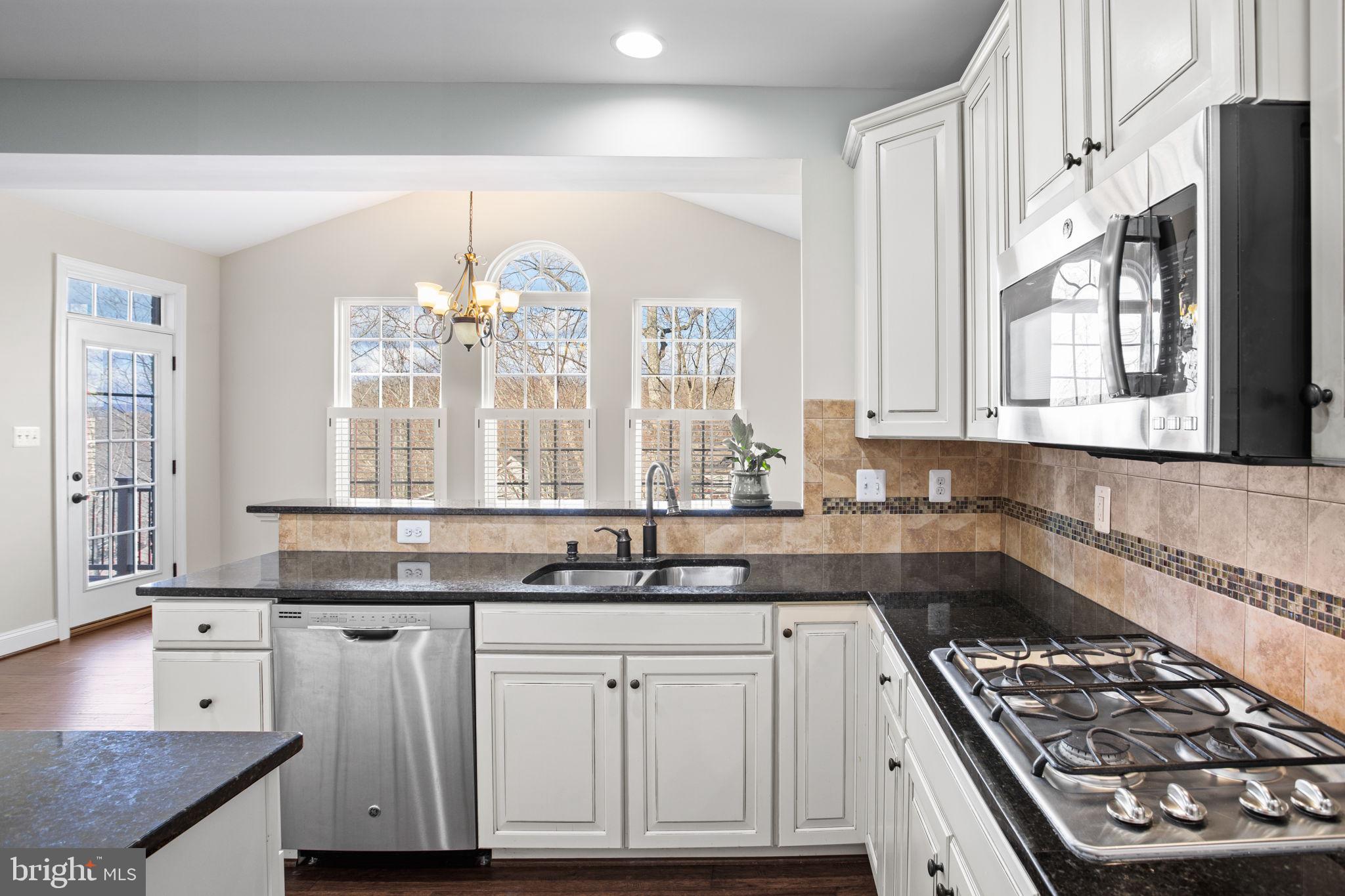 ASPEN LAKE LINGANORE - Residential