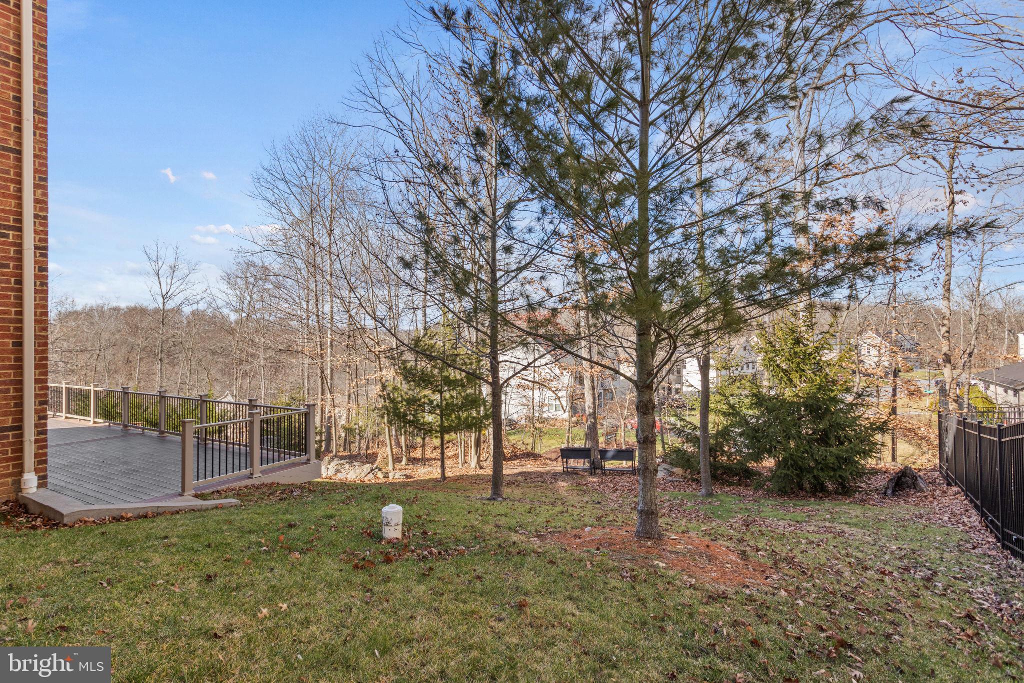 ASPEN LAKE LINGANORE - Residential