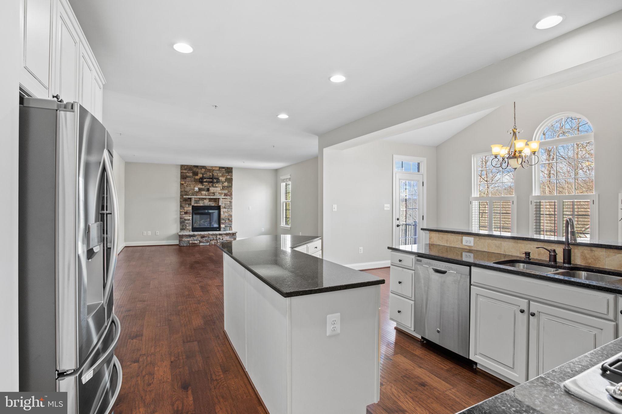 ASPEN LAKE LINGANORE - Residential