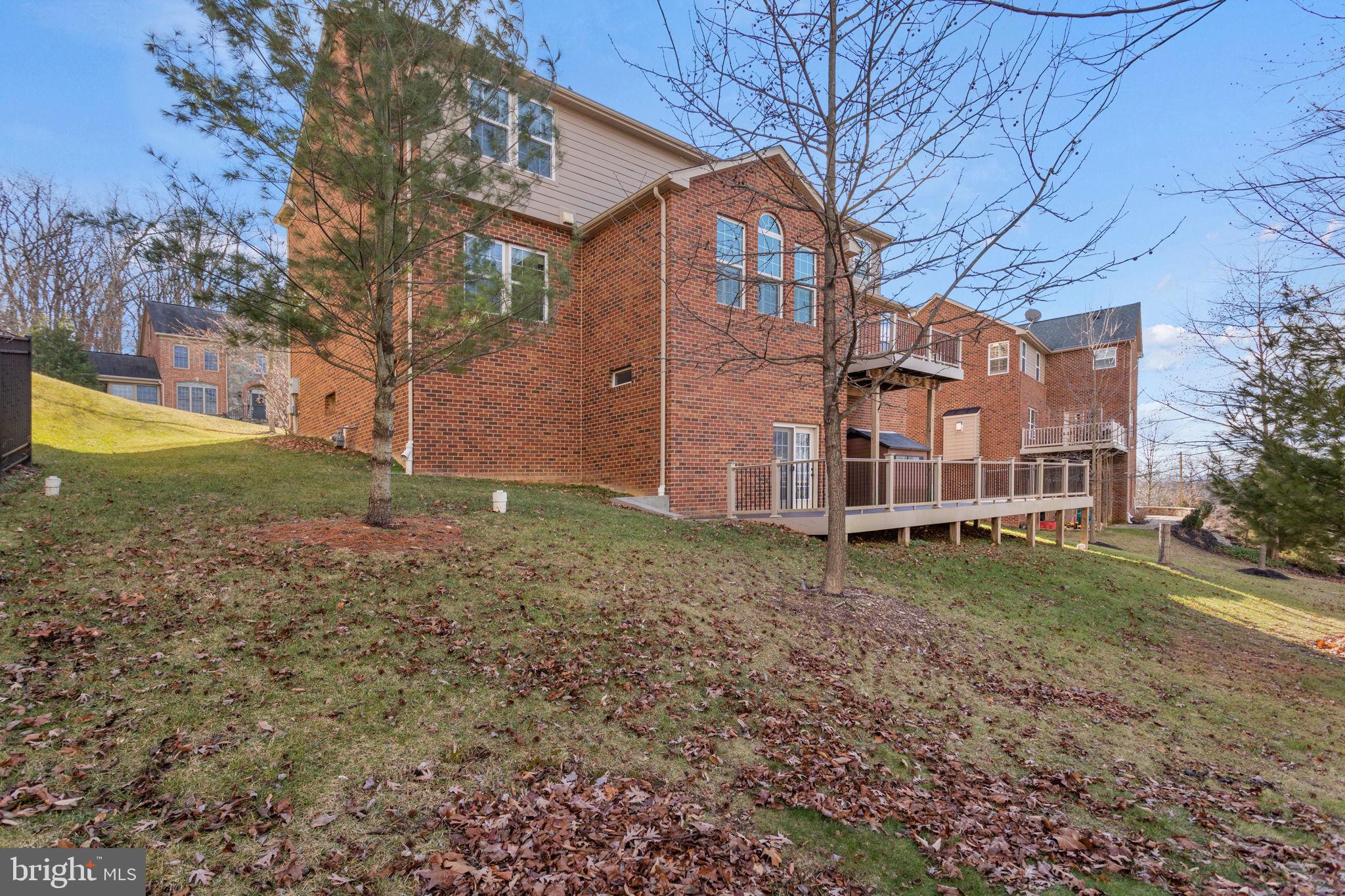 ASPEN LAKE LINGANORE - Residential