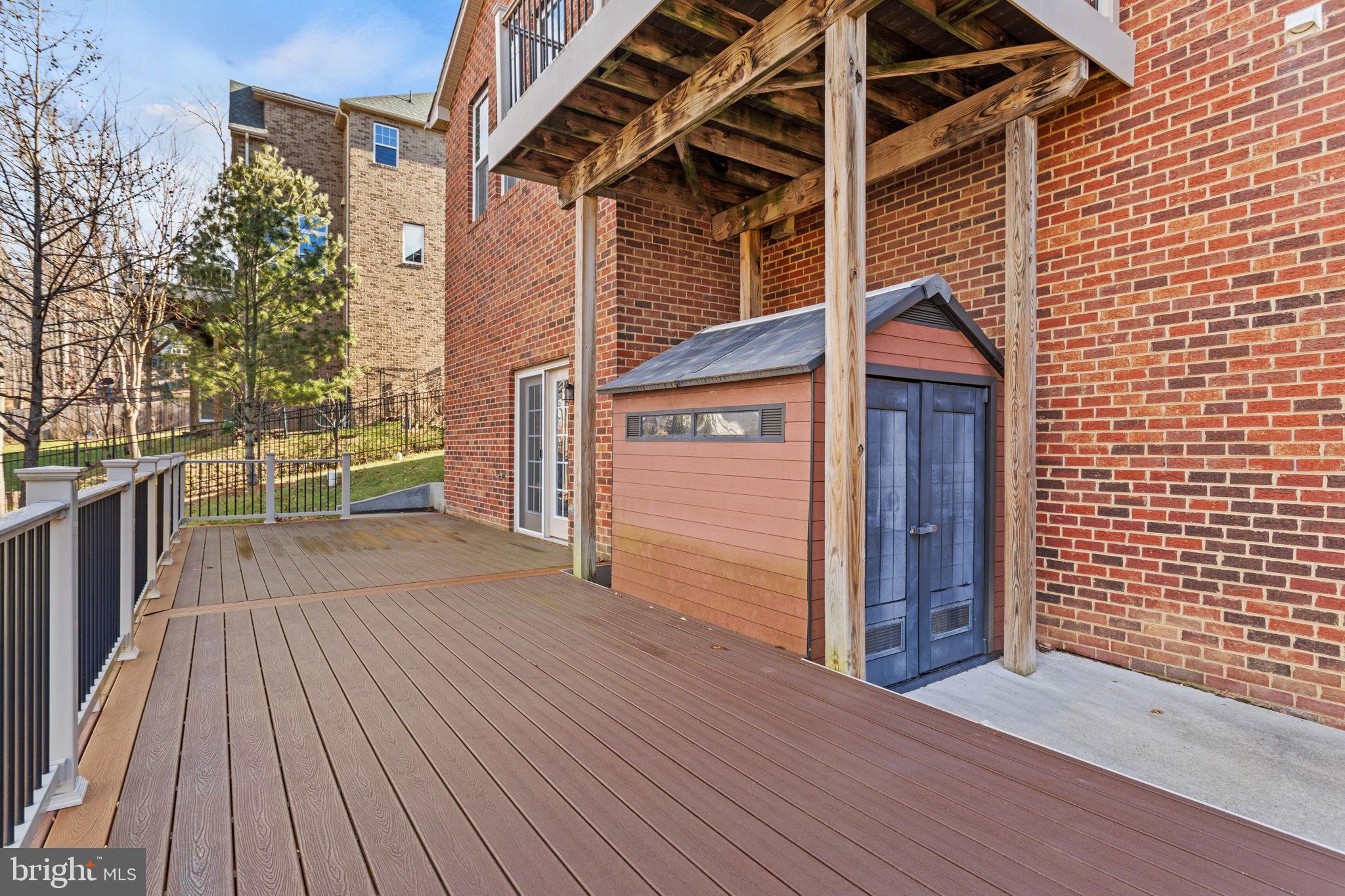 ASPEN LAKE LINGANORE - Residential