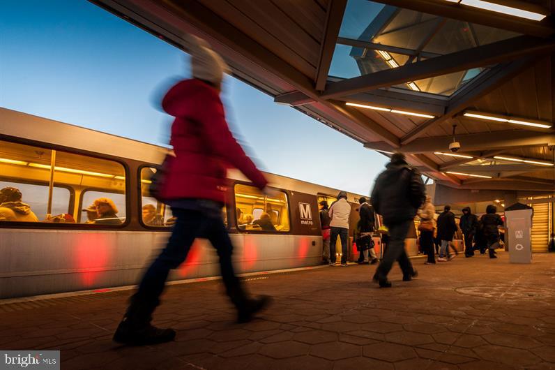 SOUTHLAKE - Residential