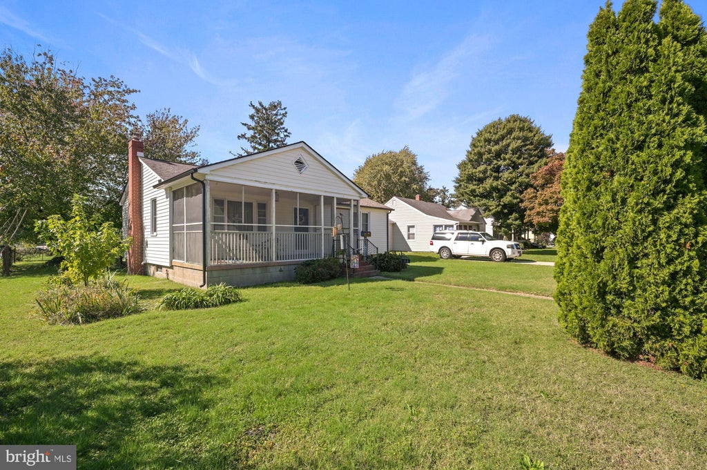 Photo of 34 N Edgehill Avenue, DOVER, DE 19901 (MLS # DEKT2051646)