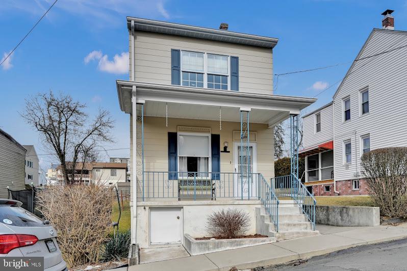 POTTSVILLE - Residential