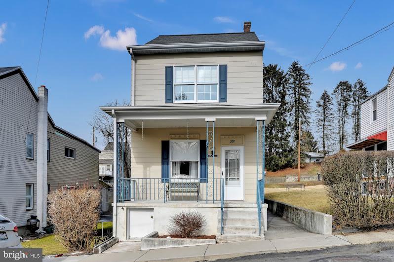 POTTSVILLE - Residential