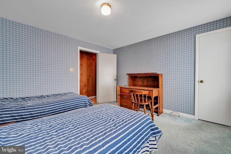 POTTSVILLE - Residential