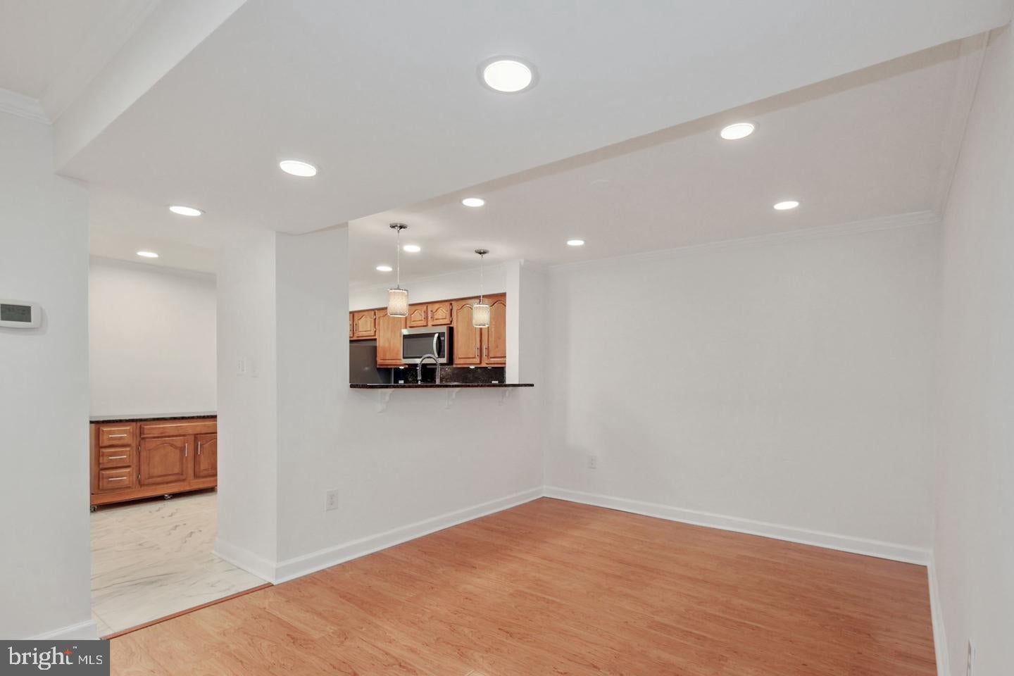 5801 LINDEN SQUARE COURT