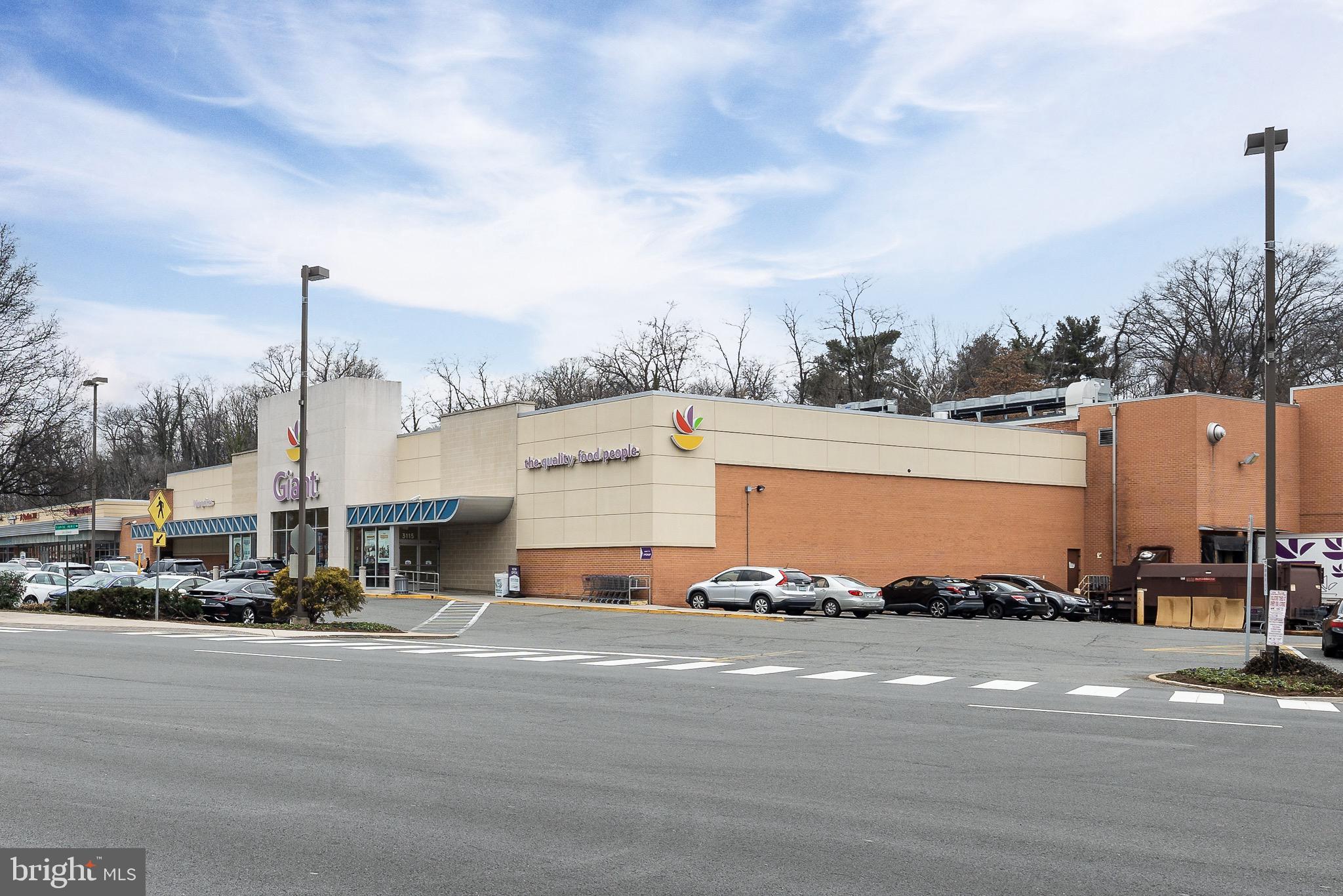 CARDINAL HOUSE - Residential Lease