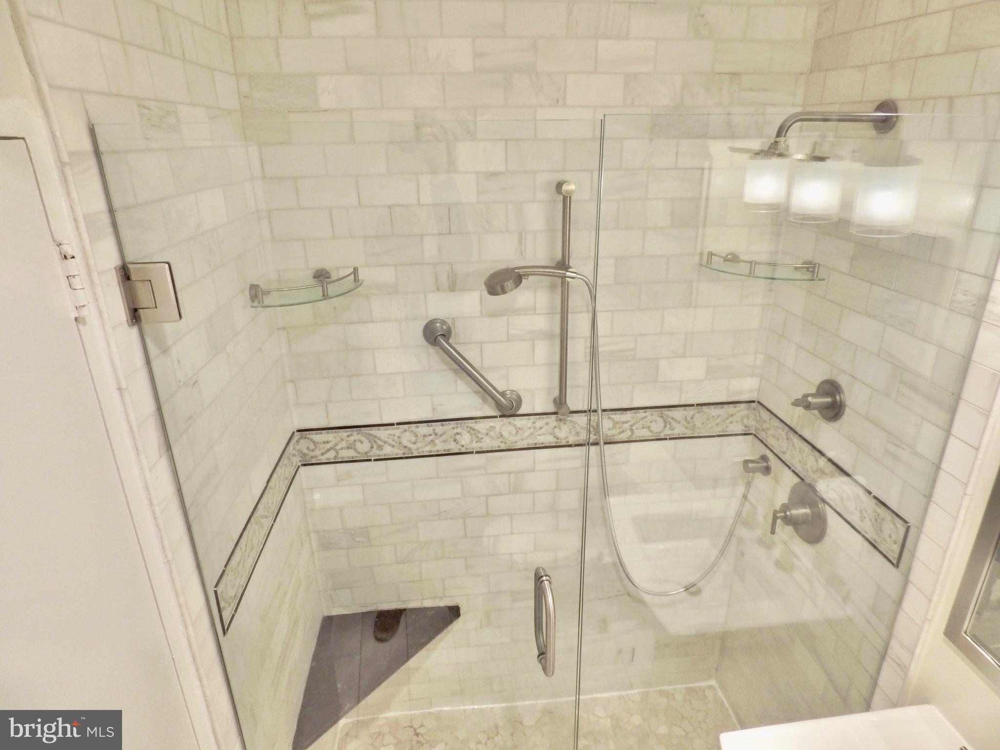 CARDINAL HOUSE - Residential Lease