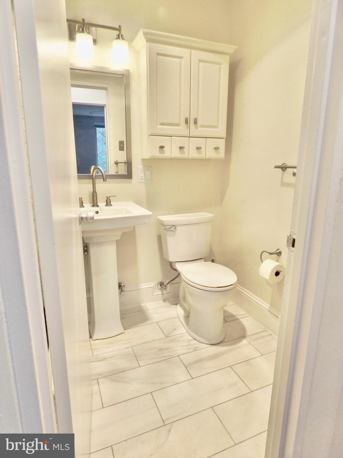 CARDINAL HOUSE - Residential Lease