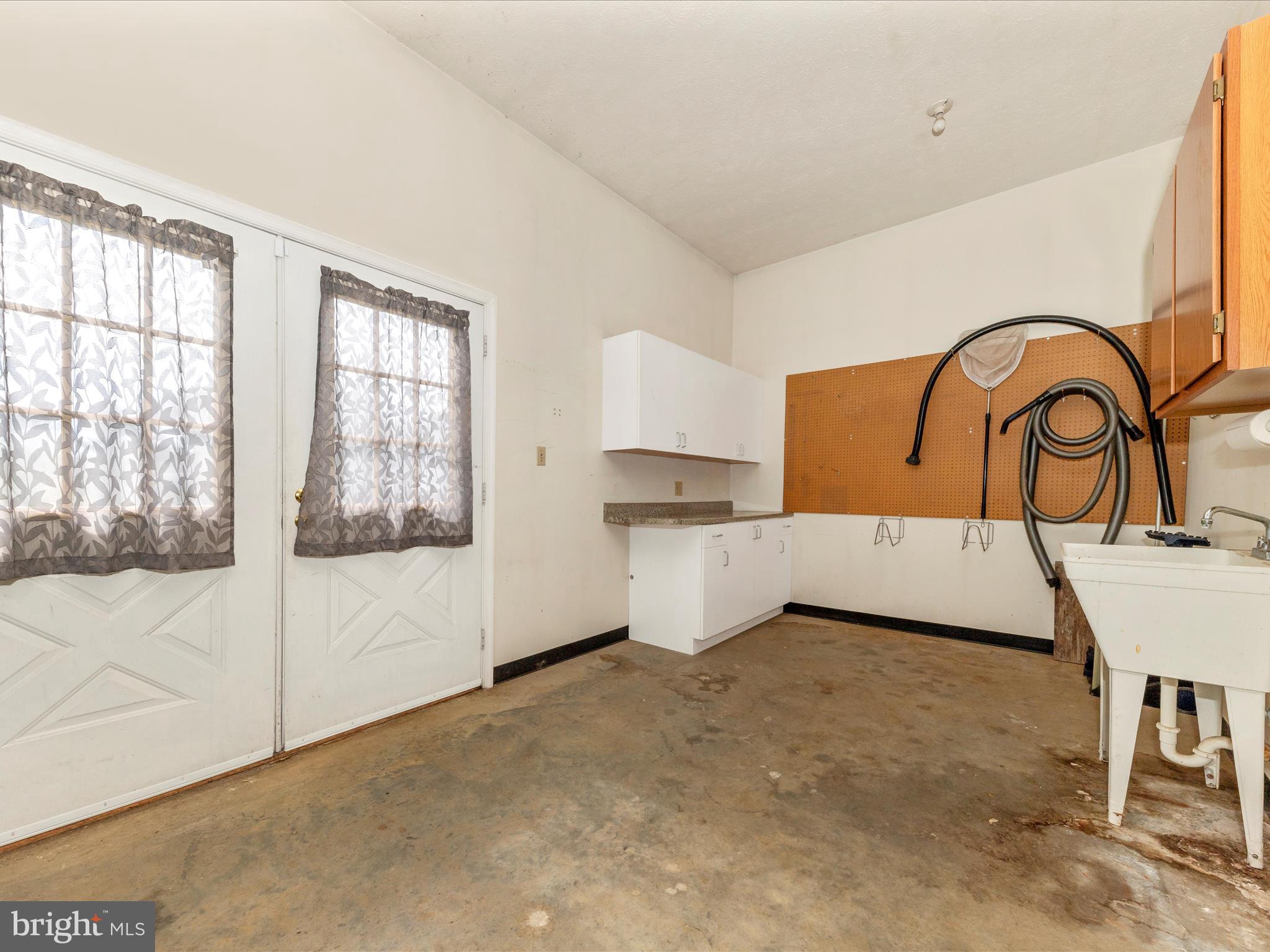 SCHAEFFERS CROSSROADS - Residential