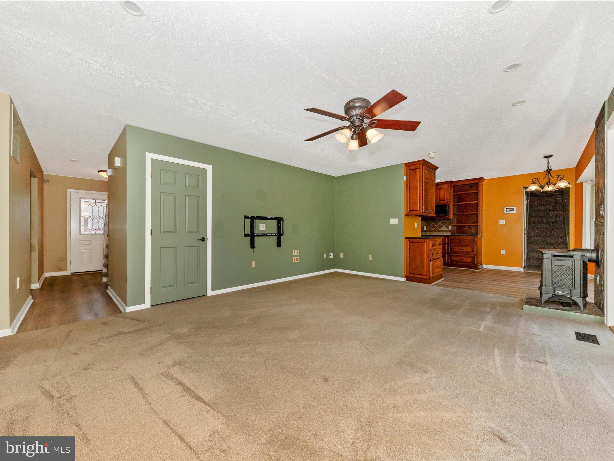 SCHAEFFERS CROSSROADS - Residential