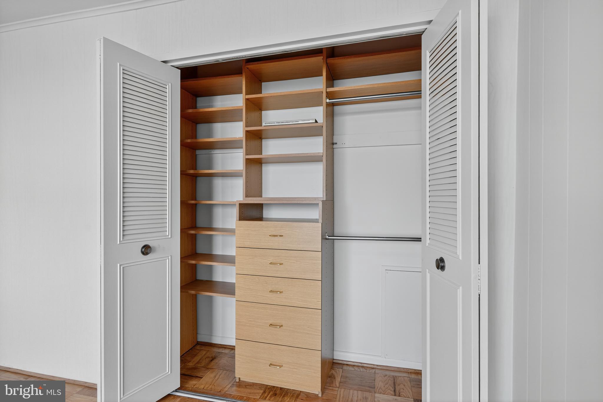 GROSVENOR - Residential