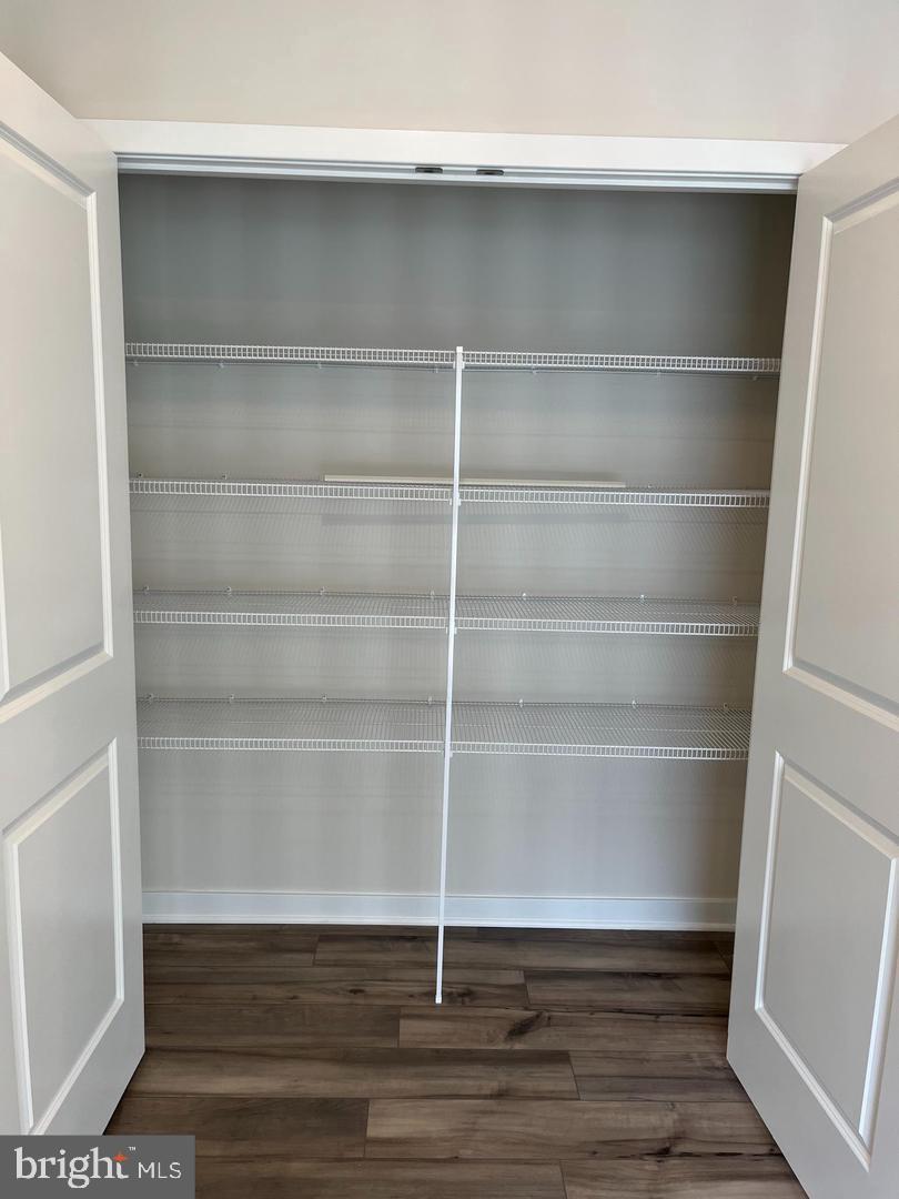 RIVER POINTE - Residential Lease