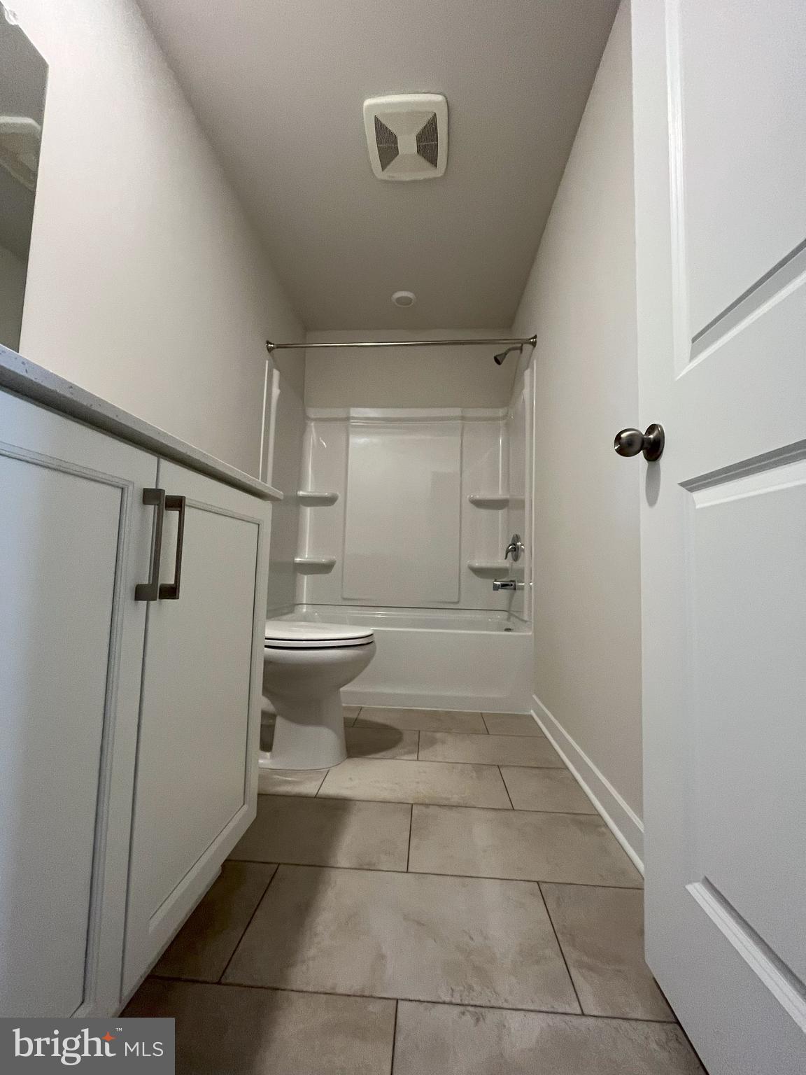 RIVER POINTE - Residential Lease