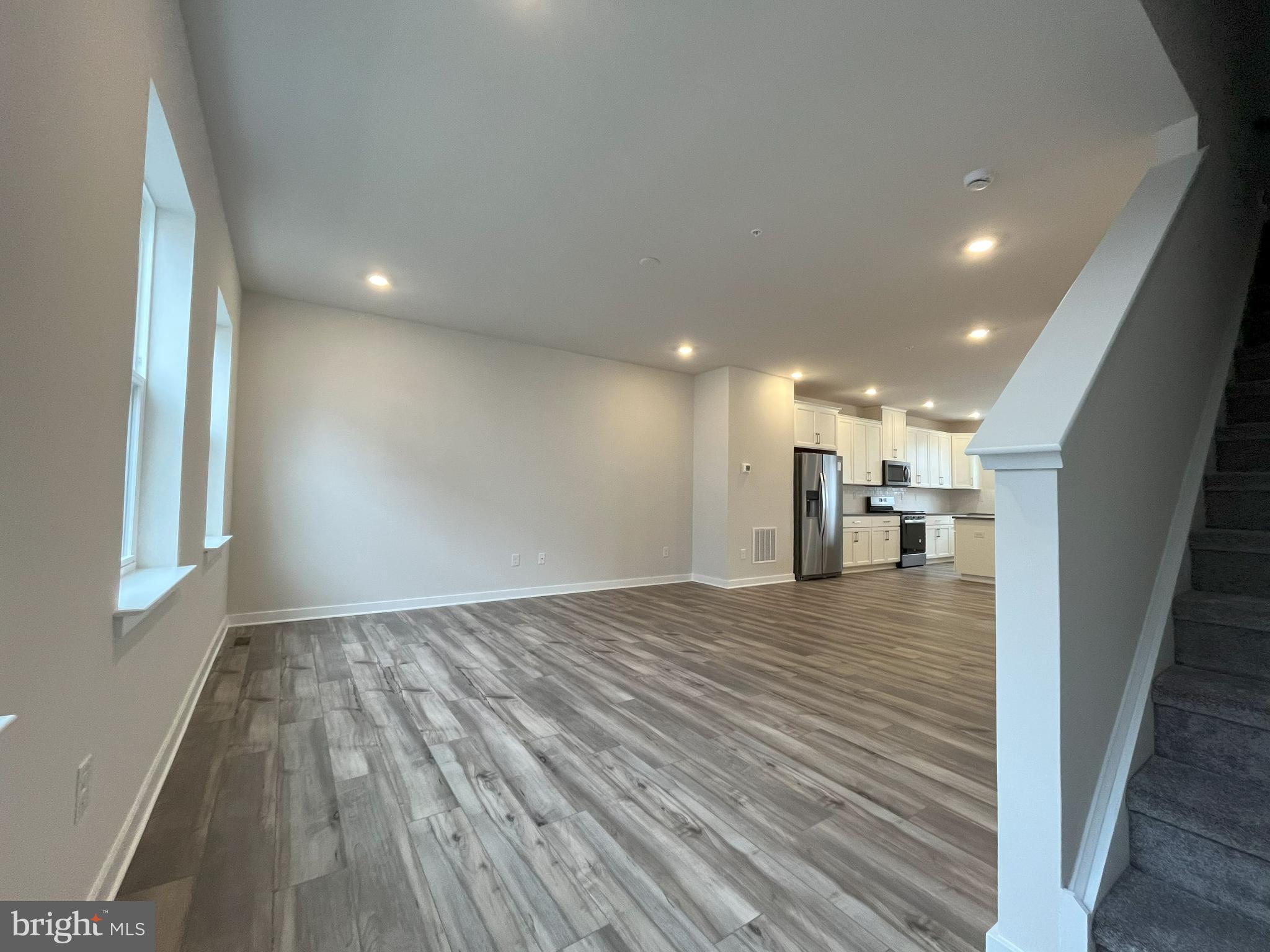 RIVER POINTE - Residential Lease