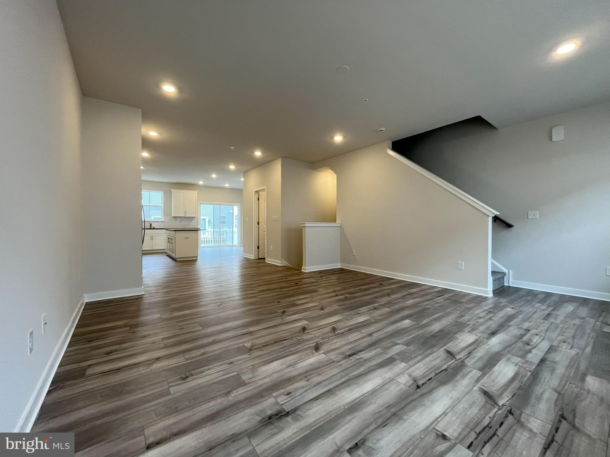 RIVER POINTE - Residential Lease