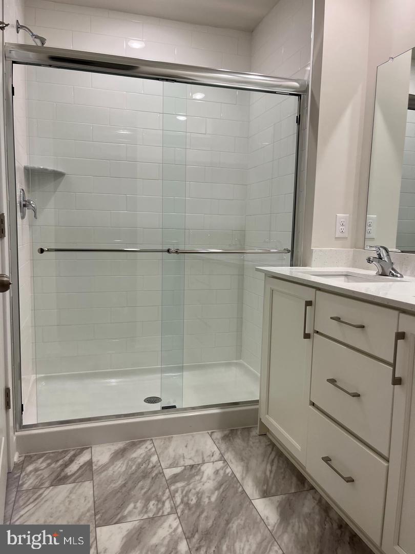 RIVER POINTE - Residential Lease