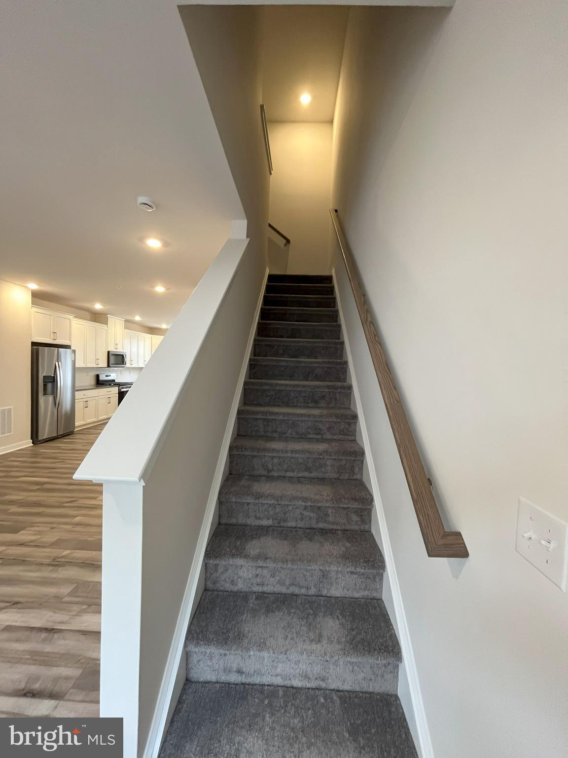 RIVER POINTE - Residential Lease