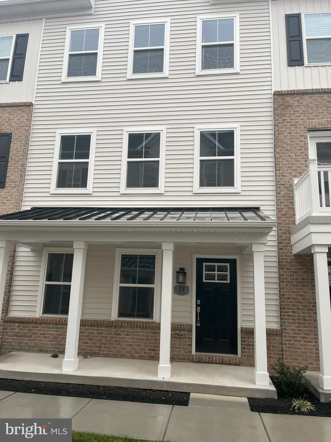 RIVER POINTE - Residential Lease