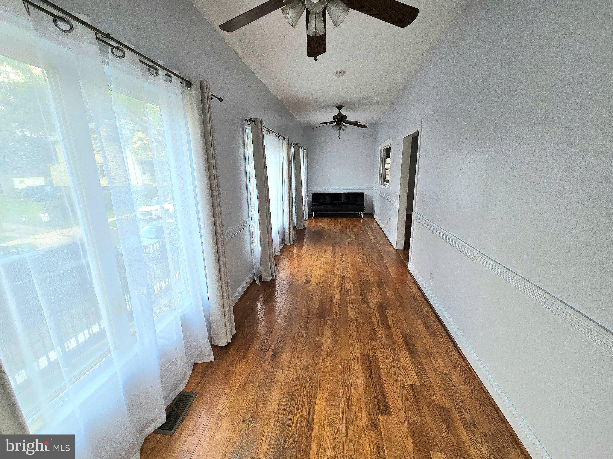 2301 Unit A WOODLYNNE AVENUE