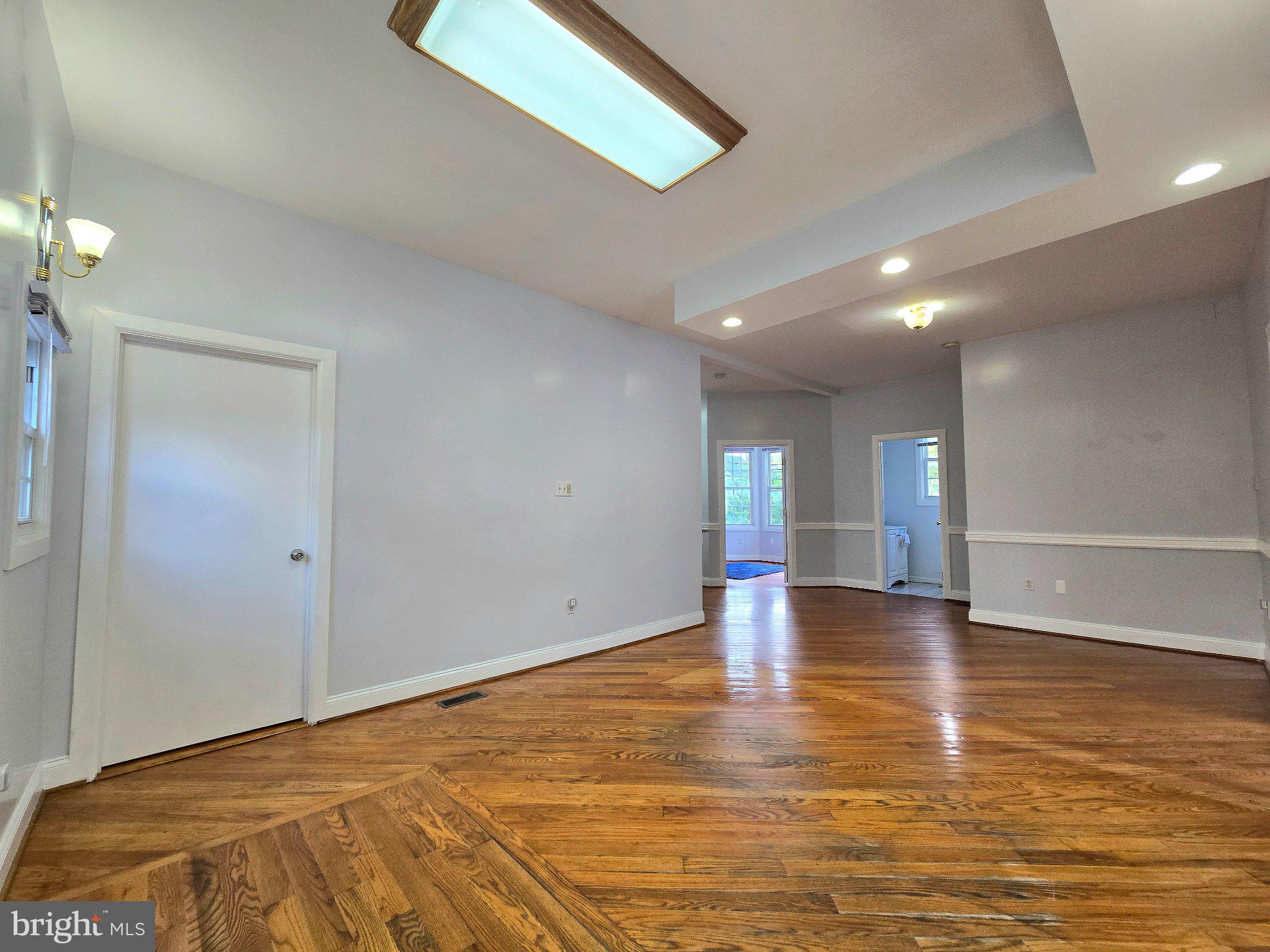 2301 Unit A WOODLYNNE AVENUE