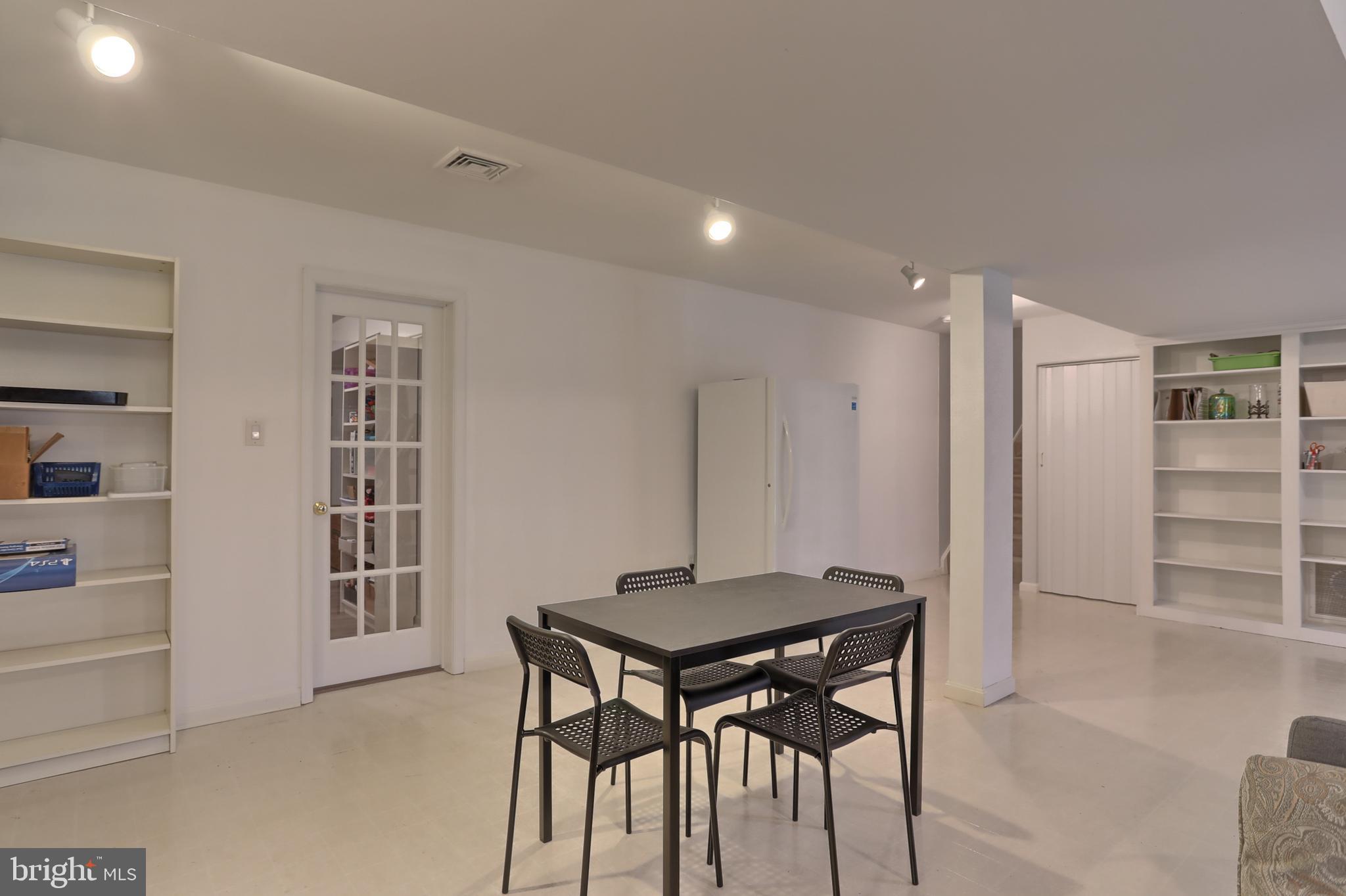 VILLAS AT HERSHEY MEADOWS - Residential