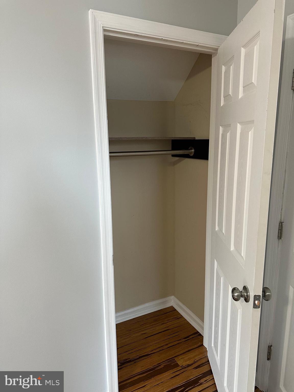 LLANWELYN GARDENS - Residential