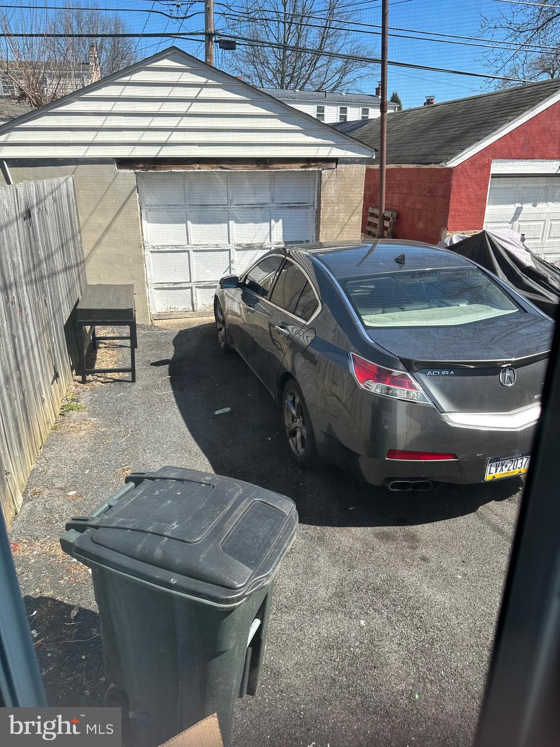 LLANWELYN GARDENS - Residential