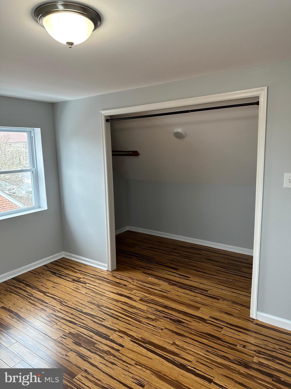 LLANWELYN GARDENS - Residential