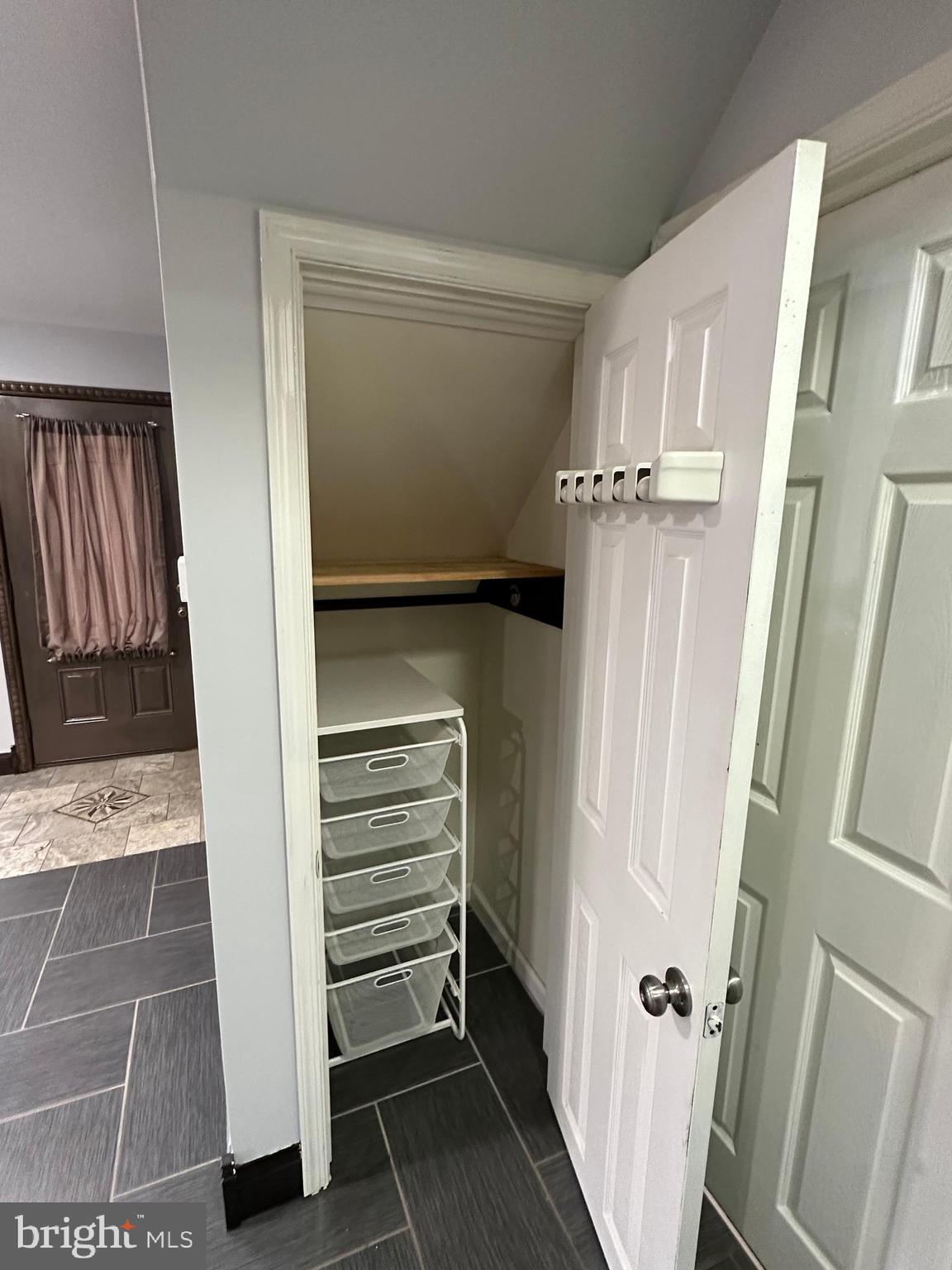 LLANWELYN GARDENS - Residential