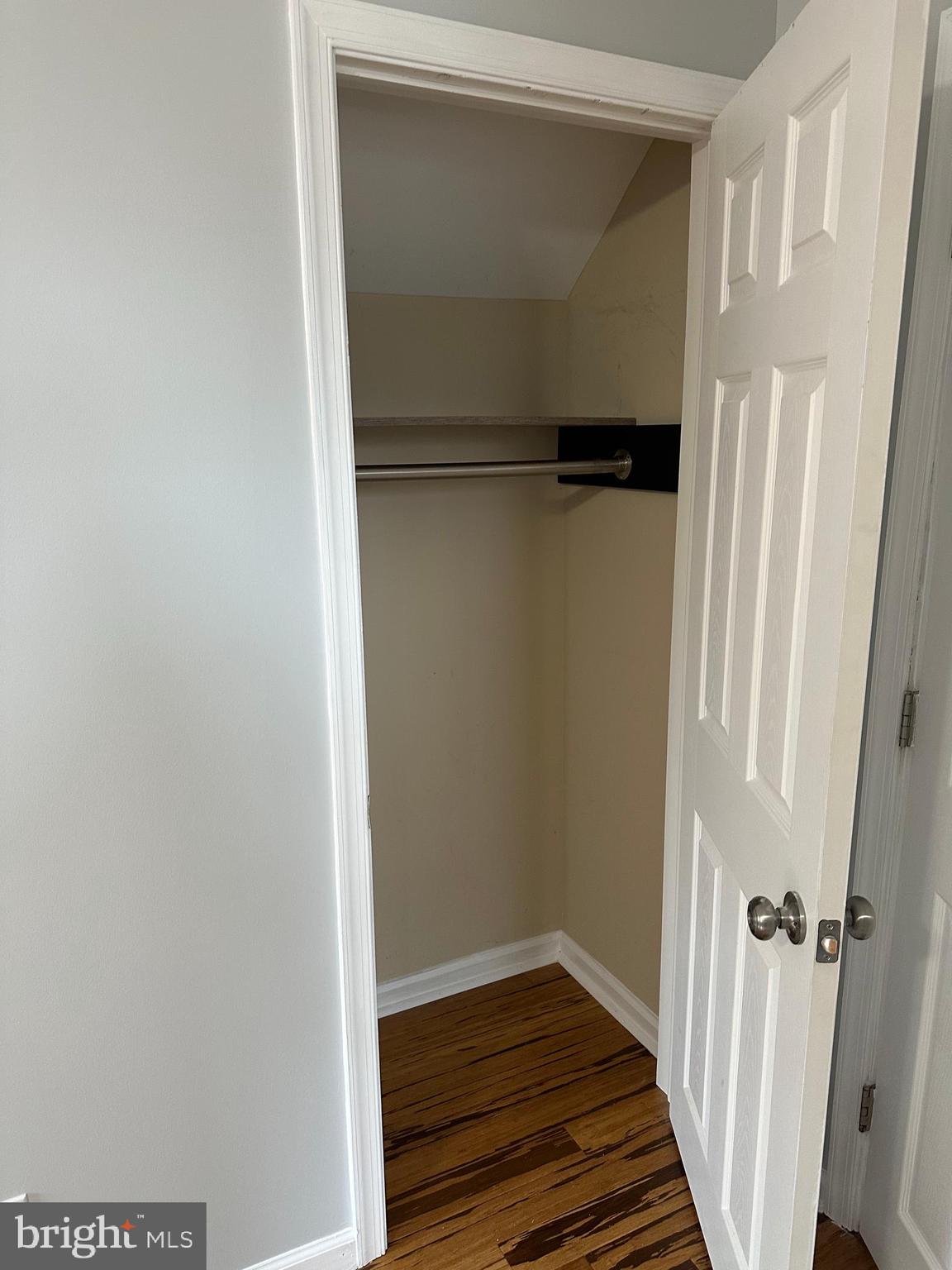 LLANWELYN GARDENS - Residential