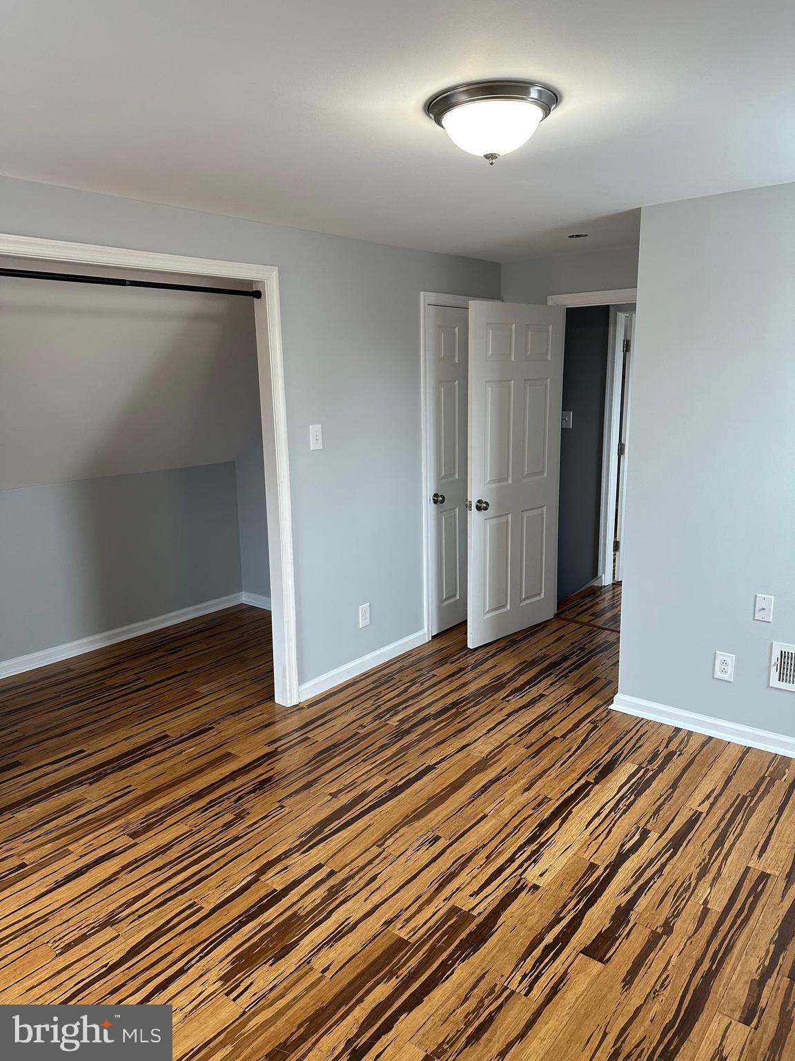 LLANWELYN GARDENS - Residential