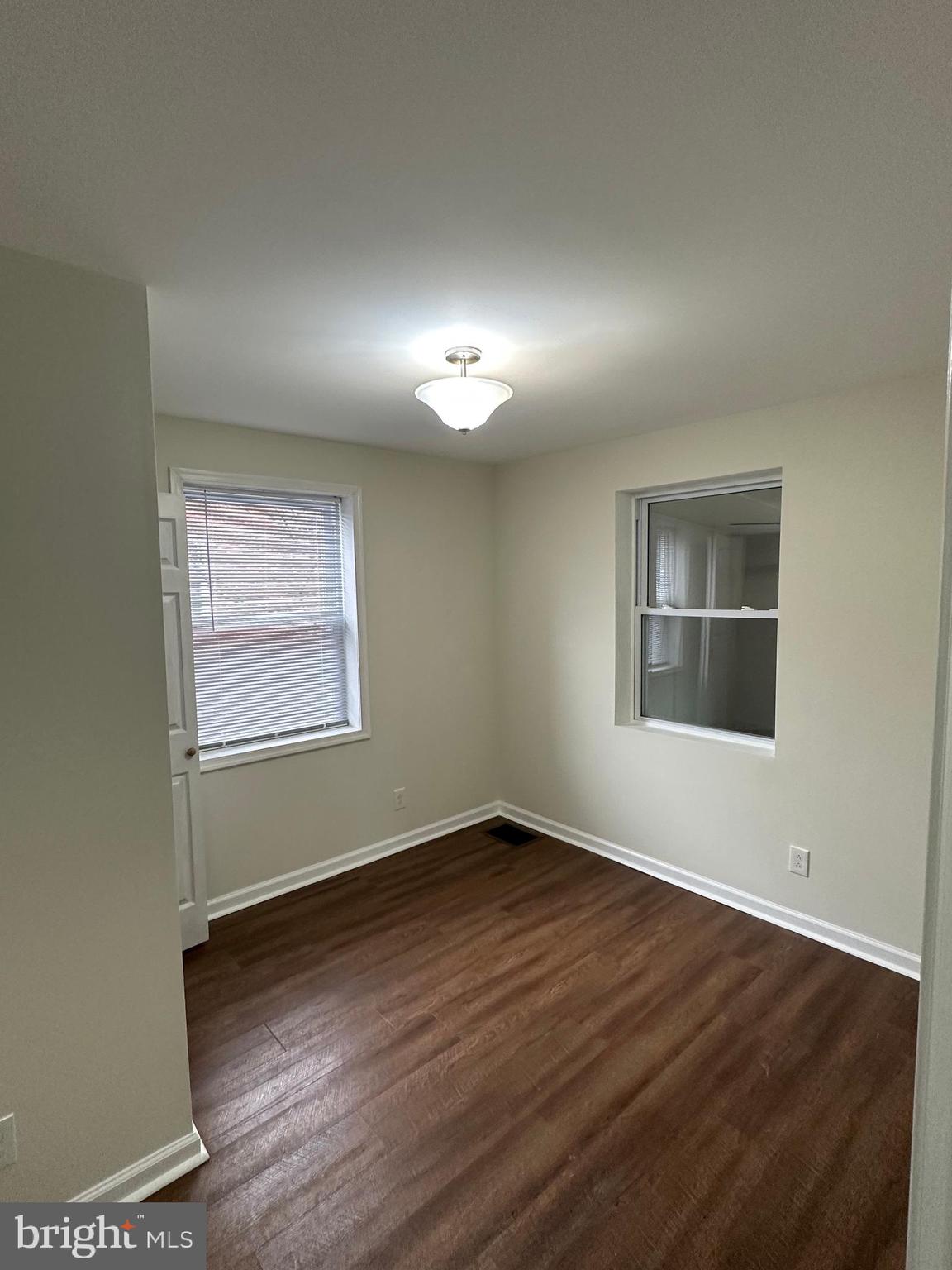 LLANWELYN GARDENS - Residential