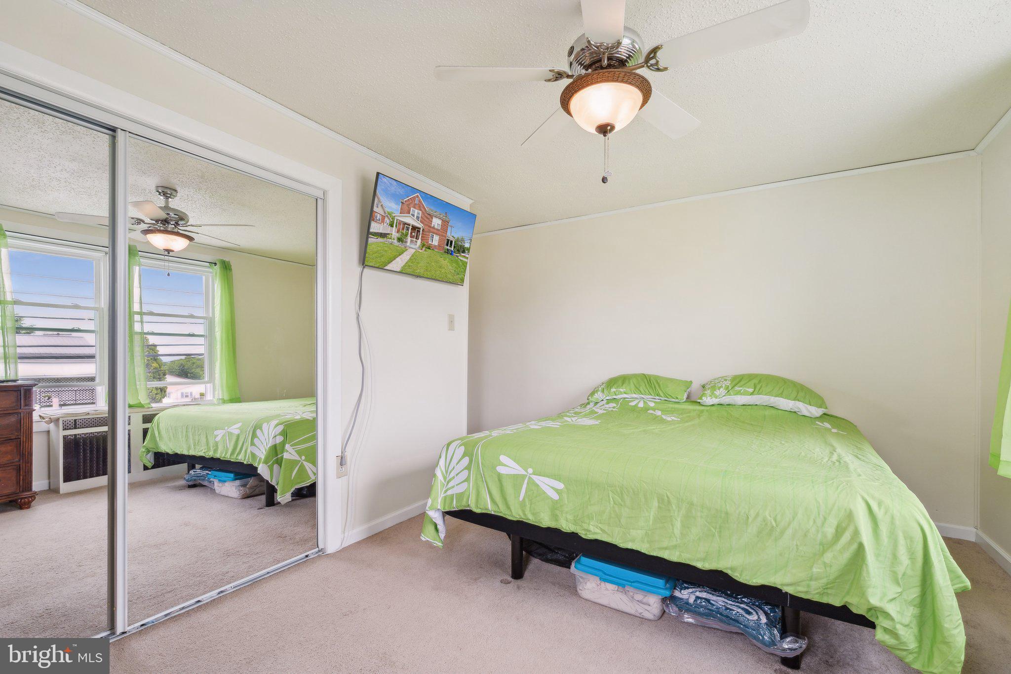 HAGERSTOWN - Residential