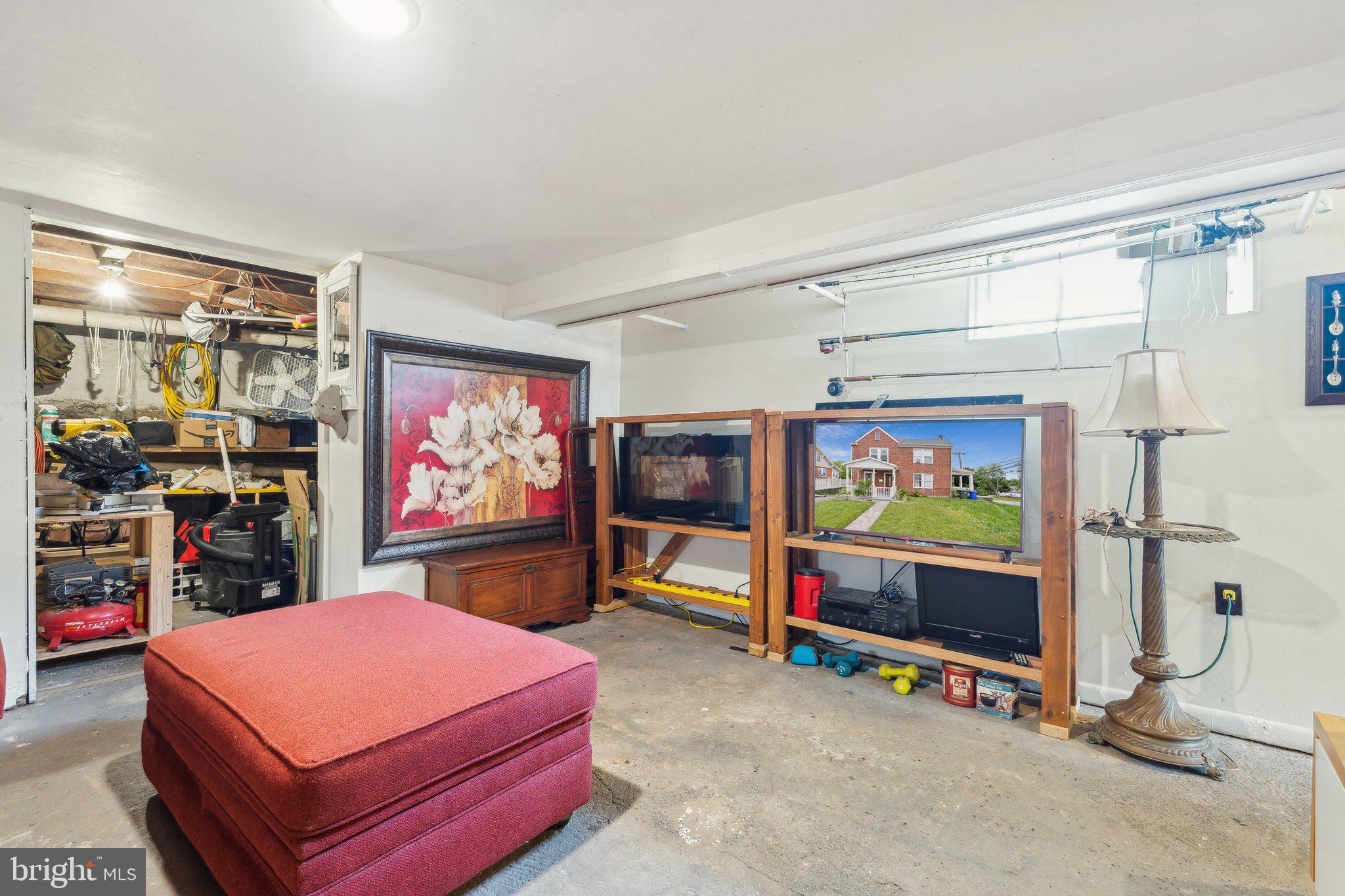 HAGERSTOWN - Residential