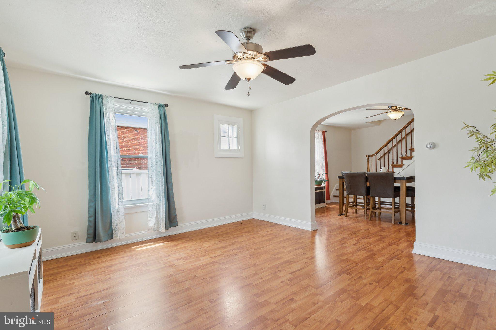 HAGERSTOWN - Residential