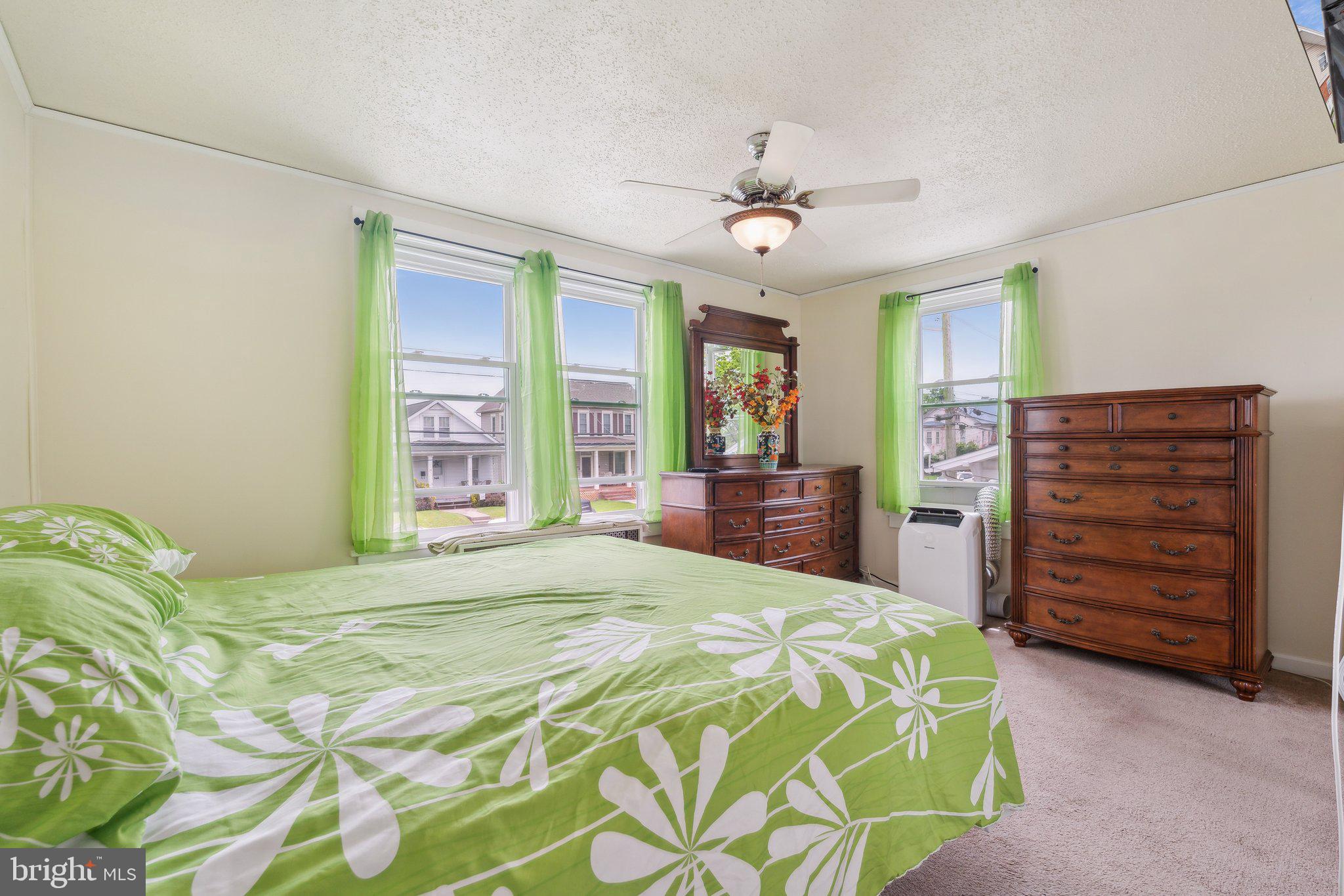 HAGERSTOWN - Residential