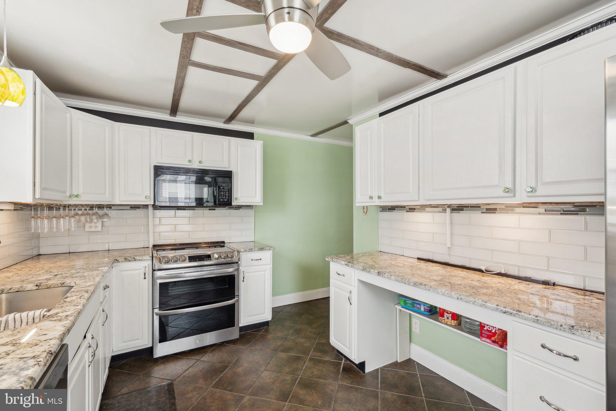 HAGERSTOWN - Residential