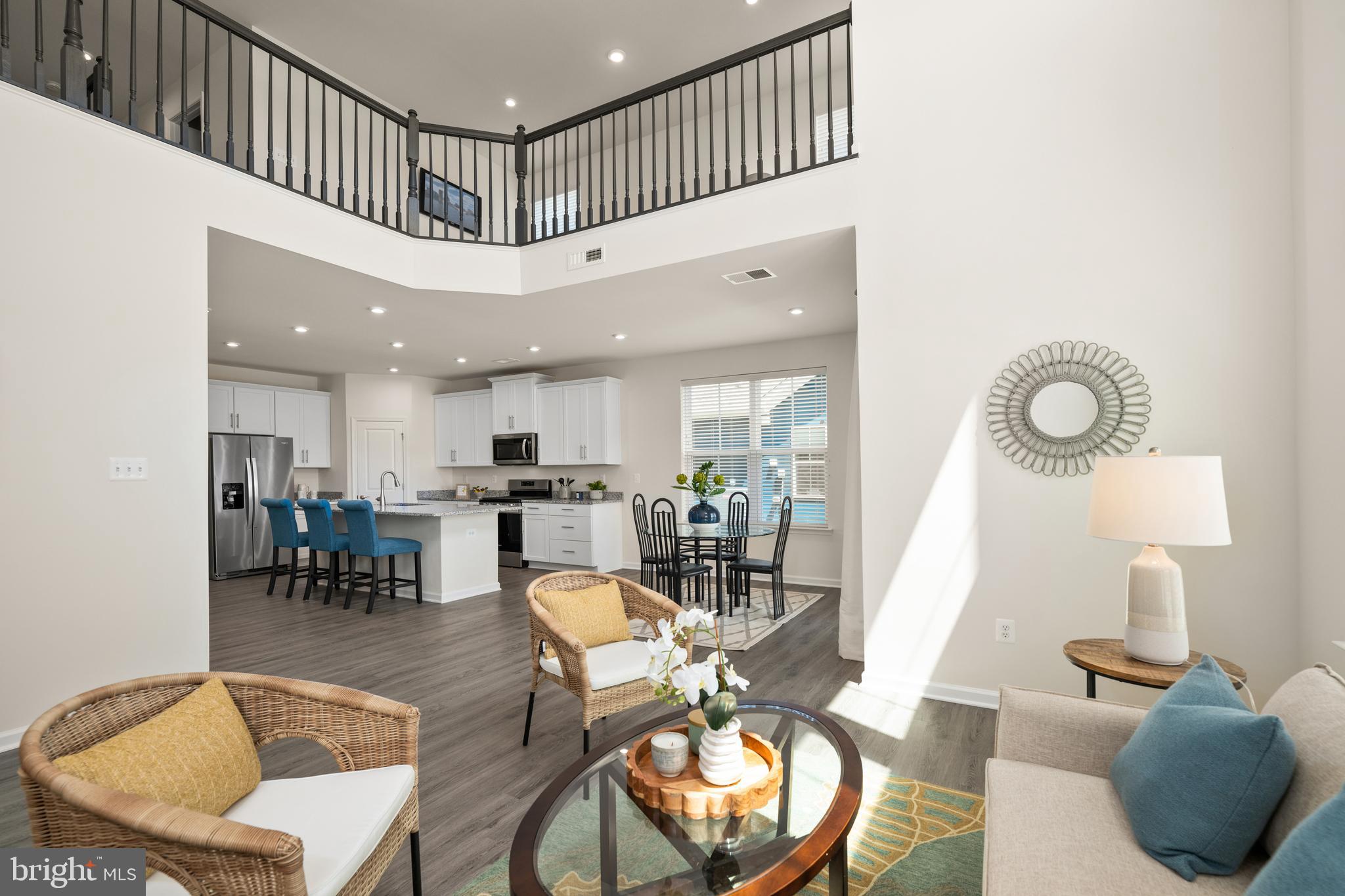 SYCAMORE CHASE - Residential